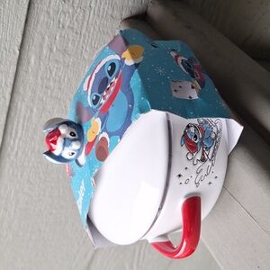 NWT Disney Hand Painted Stitch Brie Baker Cookware Zrinke Holiday Christmas
